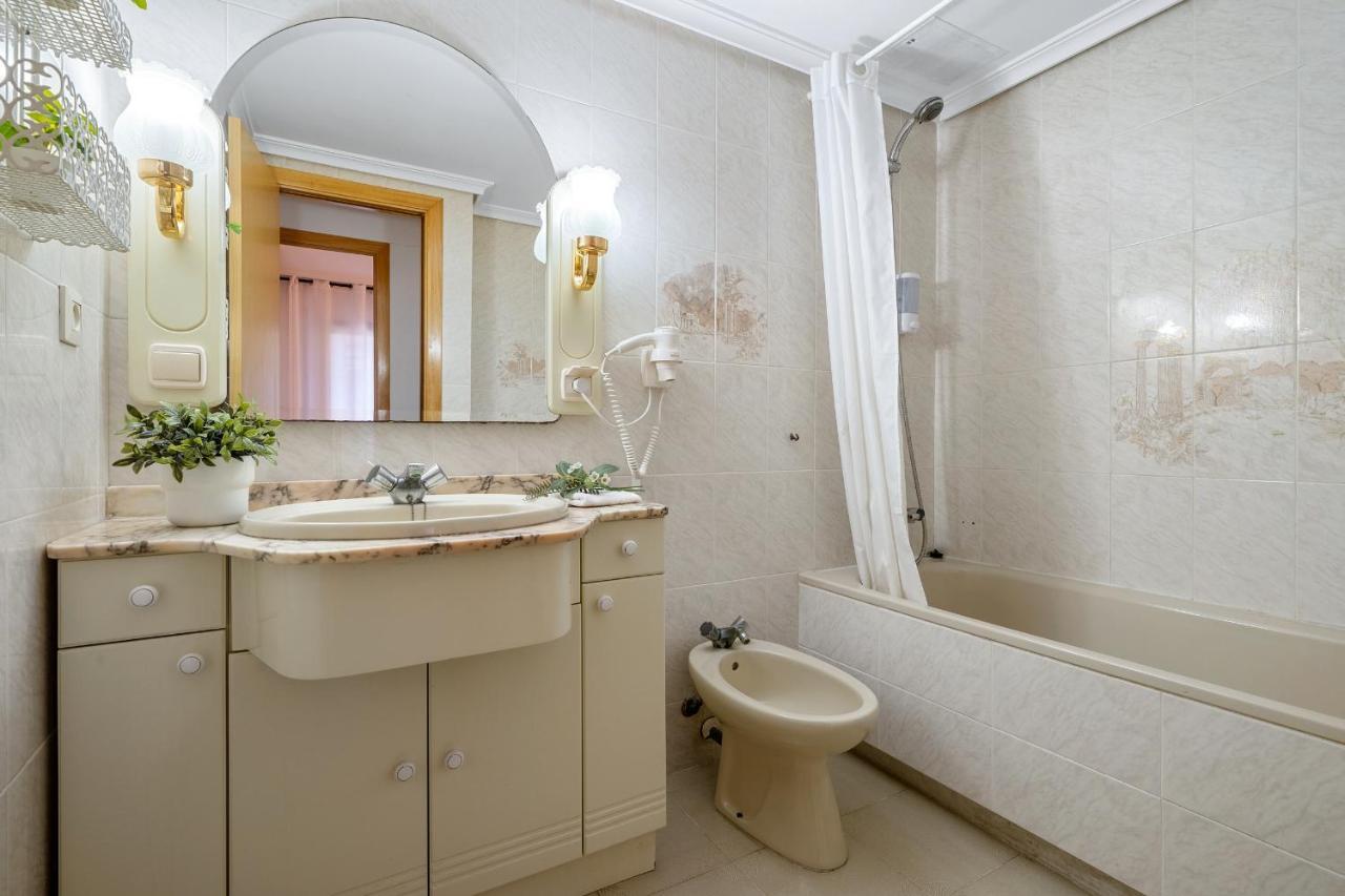 Alea Rentals - Turquesa Ла-Пинеда Экстерьер фото